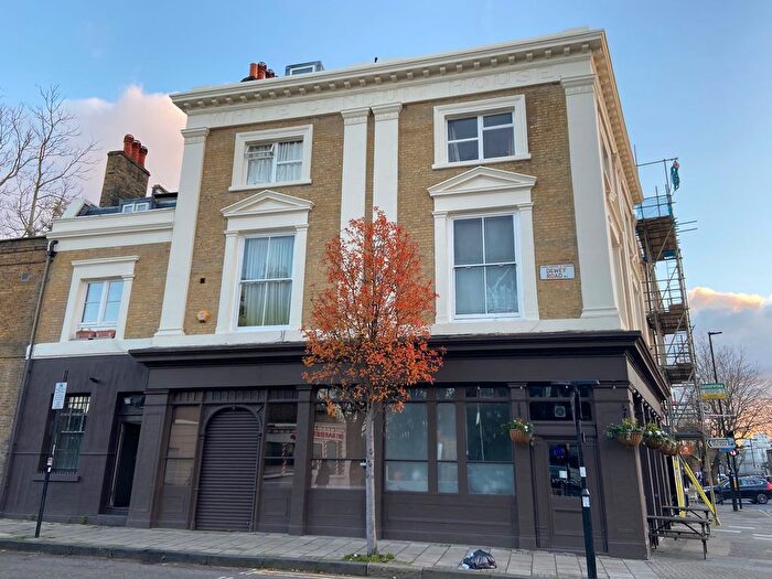 Studio To Rent In Barnsbury Road, Angel Islington, N1