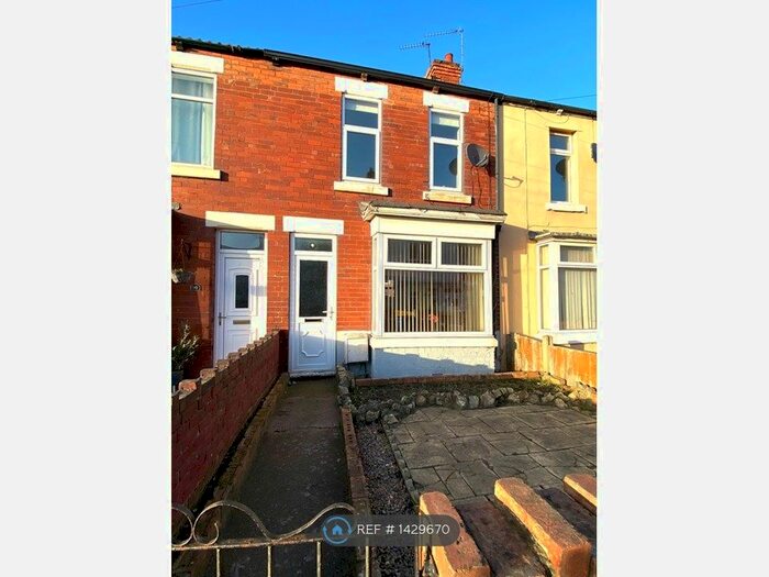 2 Bedroom Terraced House To Rent In Radcliffe Mount, Doncaster, DN5
