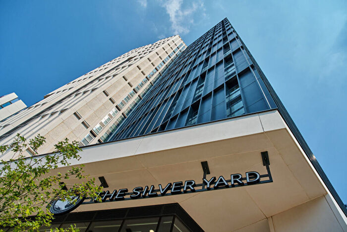 2 Bedroom Apartment To Rent In The Silver Yard, Birmingham Birmingham, B4