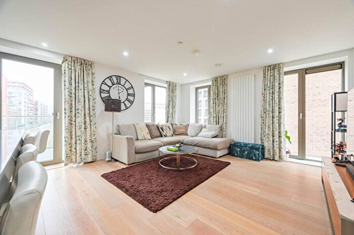 3 Bedroom Flat For Sale In Kelson House, , Royal Docks, London, E16