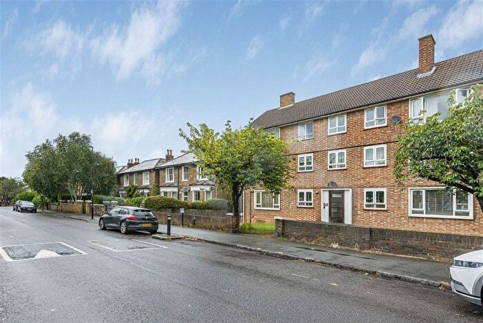1 Bedroom Flat To Rent In Southbrook Road, Lee, SE12