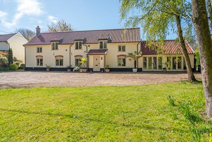 5 Bedroom Detached House For Sale In Colton, Norwich, NR9