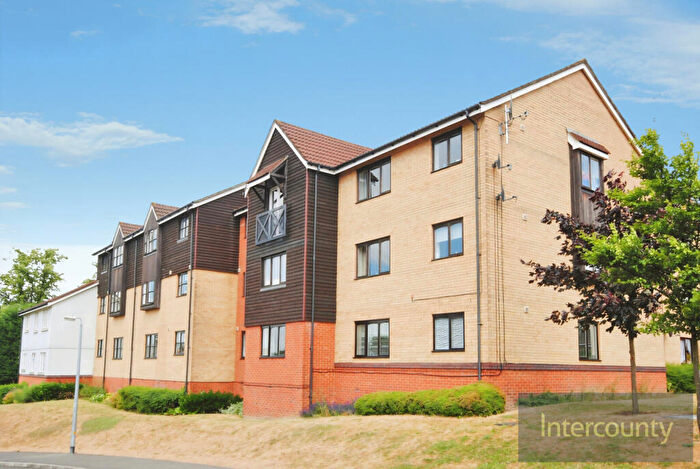 2 Bedroom Apartment To Rent In Horn Book, Saffron Walden, Essex, CB11