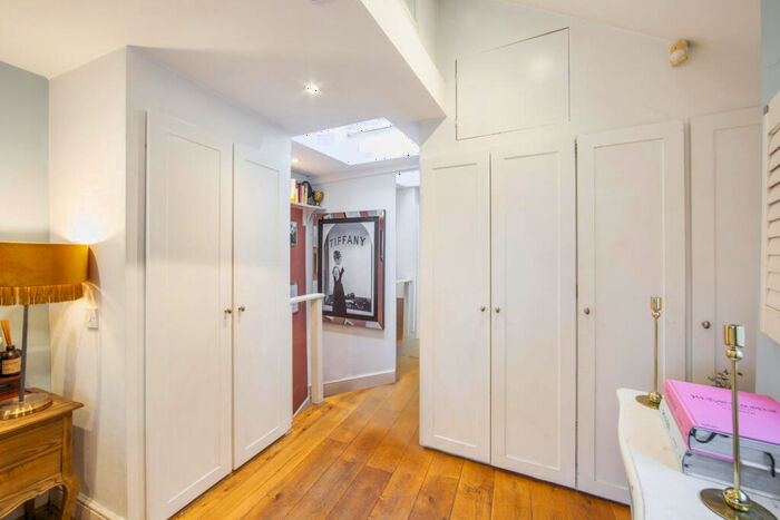 2 Bedroom End Of Terrace House To Rent In Golden Yard, Holly Bush Steps, NW3