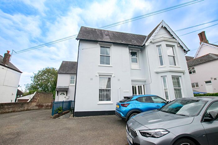 1 Bedroom Flat To Rent In New Town, Uckfield, TN22