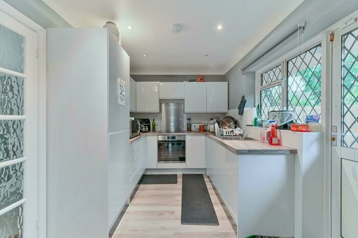 5 Bedroom Detached House To Rent In Highfield Hill, Crystal Palace, London, SE19