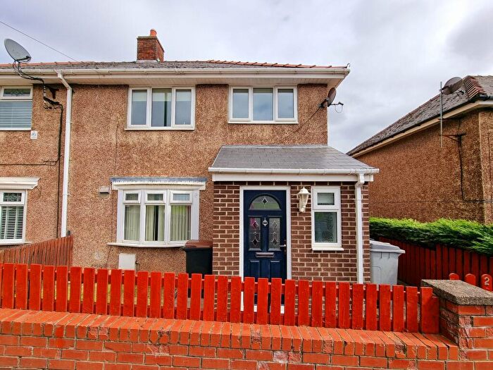 3 Bedroom Semi Detached House To Rent In Castledene Road, Consett, DH8