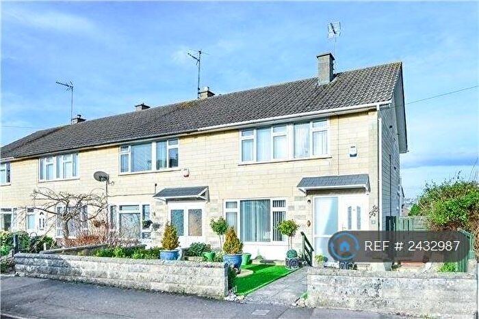 3 Bedroom End Of Terrace House To Rent In Lytton Gardens, Bath, BA2