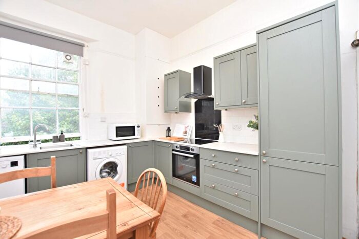 4 Bedroom Terraced House To Rent In Cotham Hill, Cotham, Bristol, BS6