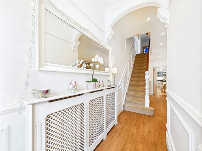 4 Bedroom Detached House For Sale In Gainsborough Road, Ipswich, Suffolk, IP4