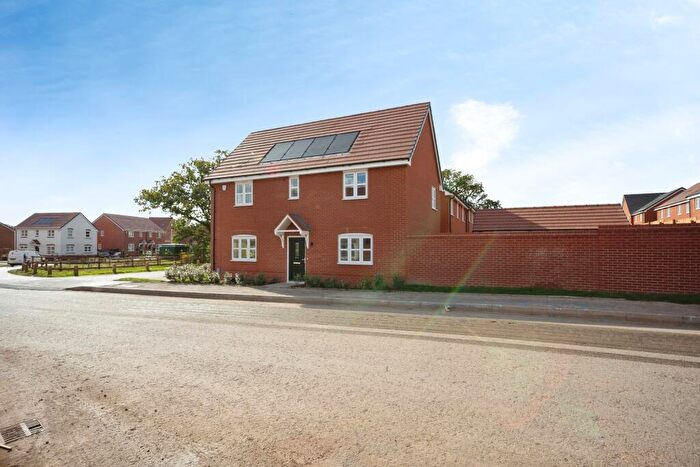 4 Bedroom Detached House To Rent In Horncastle Road, Bedworth, CV12