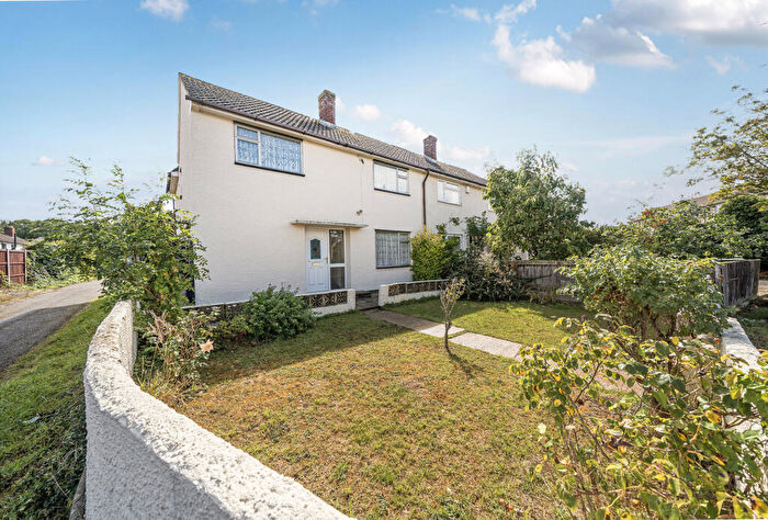 4 Bedroom Semi-Detached House For Sale In Hicks Beach Road, Cheltenham, Gloucestershire, GL51