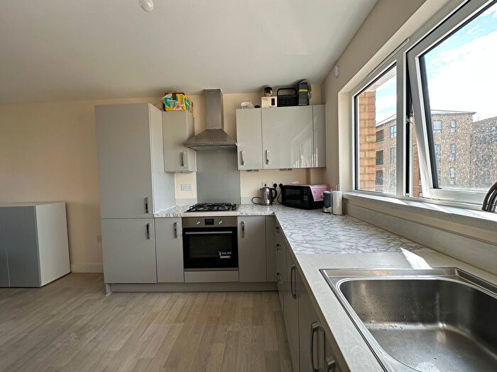 2 Bedroom Flat For Sale In Galton Road, Cambridge, CB3