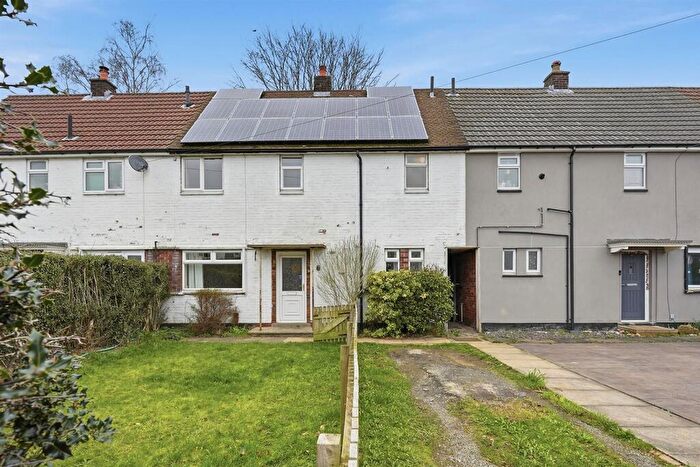 3 Bedroom End Of Terrace House For Sale In Parkett Heyes Road, Macclesfield, SK11