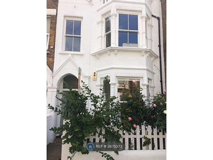 1 Bedroom Flat To Rent In Medora Road, London, SW2