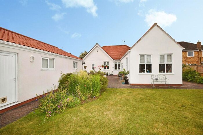 4 Bedroom Detached Bungalow For Sale In Rectory Road, Ruskington, Sleaford, NG34