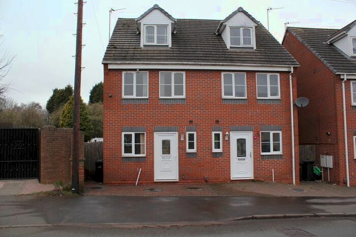 3 Bedroom Terraced House To Rent In Parkes Hall Road, Dudley, DY1