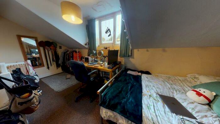 2 Bedroom End Of Terrace House To Rent In Vicarage Terrace, Kirkstall, Leeds, LS5