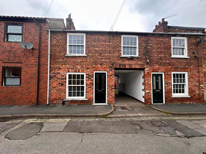 3 Bedroom Terraced House For Sale In Garden Street, Brigg, Lincolnshire, DN20