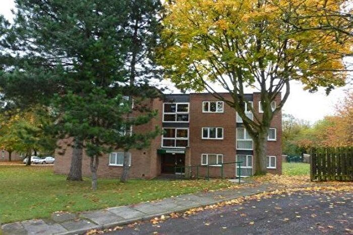 2 Bedroom Flat To Rent In Denham Court, Birmingham, B23
