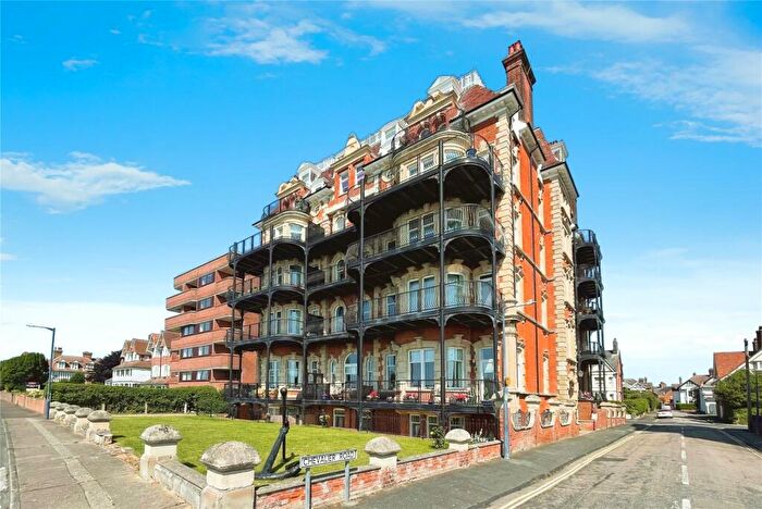 2 Bedroom Apartment For Sale In Chevalier Road, Felixstowe, Suffolk, IP11