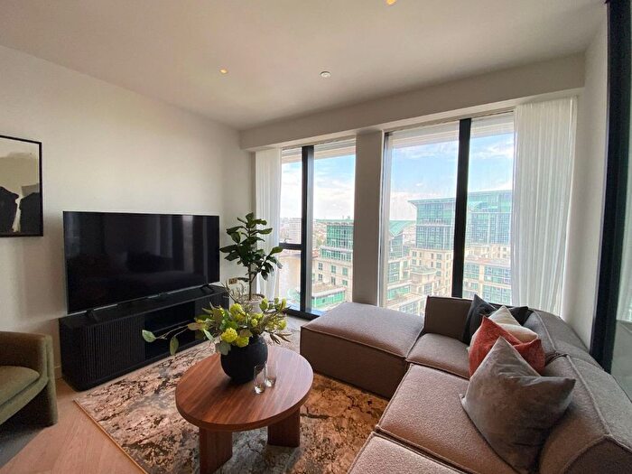 2 Bedroom Flat To Rent In Apartment, Nine Elms Lane, London, SW8