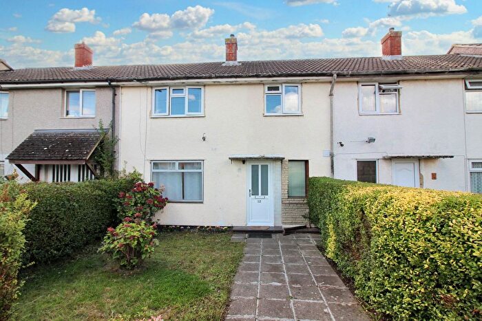 3 Bedroom Property To Rent In Argyle Avenue, Aylesbury, HP19