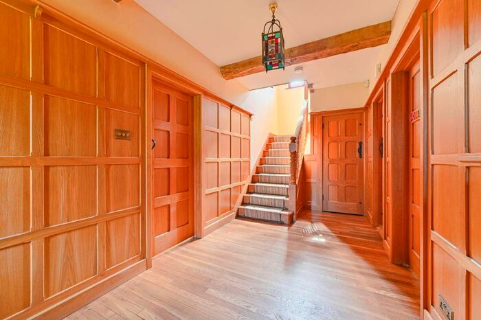 4 Bedroom Property To Rent In Chislehurst Road, Bromley, Chislehurst, BR7