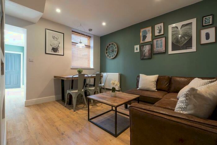 4 Bedroom Terraced House To Rent In Albion Street, Lancaster, LA1