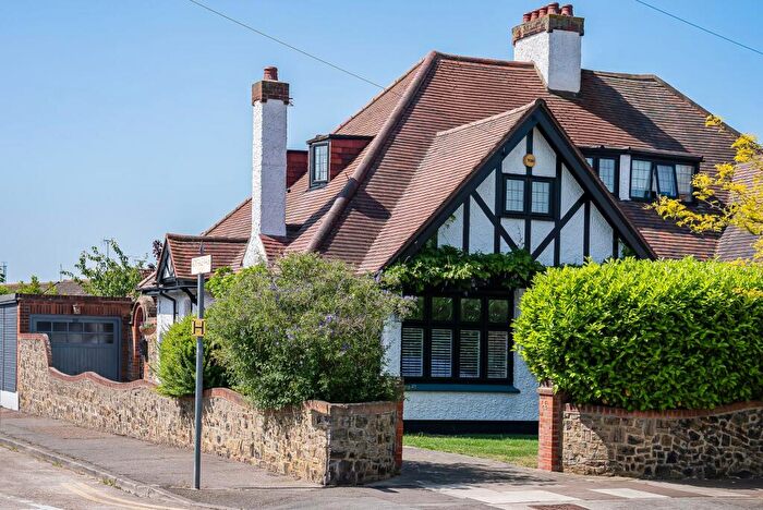 3 Bedroom Semi-Detached Bungalow For Sale In Church Road, Shoeburyness, SS3
