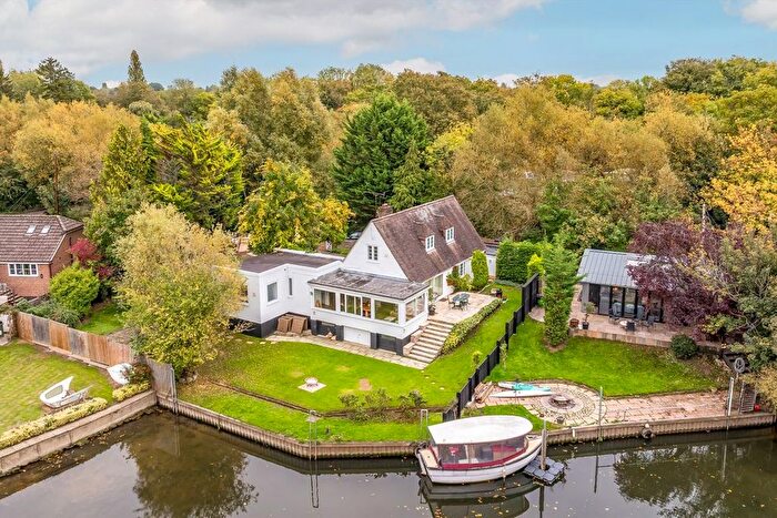 4 Bedroom Property To Rent In King John Close, Wraysbury, TW19