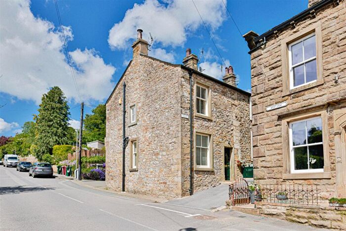 3 Bedroom Cottage For Sale In Harrison Terrace, Grindleton, Ribble Valley, BB7