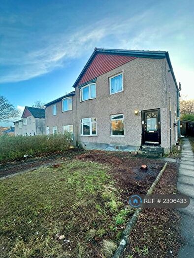 3 Bedroom Flat To Rent In Croftside Avenue, Glasgow, G44