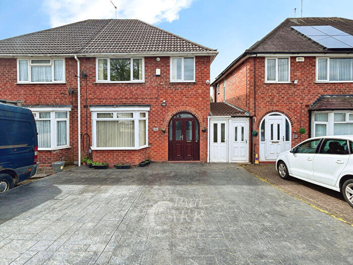 3 Bedroom Semi Detached House For Sale In Grestone Avenue, Handsworth Wood, Birmingham, B20