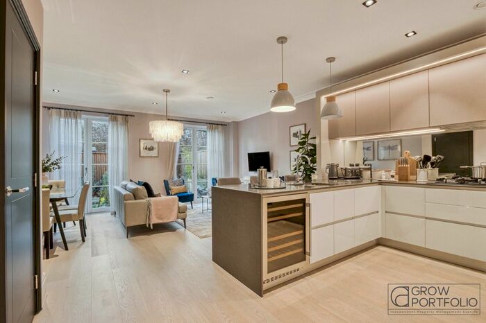 4 Bedroom Terraced House To Rent In Egerton Drive, Isleworth, TW7