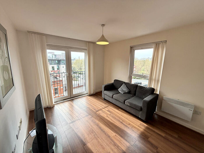 2 Bedroom Apartment To Rent In Alto, Sillavan Way, Salford, M3