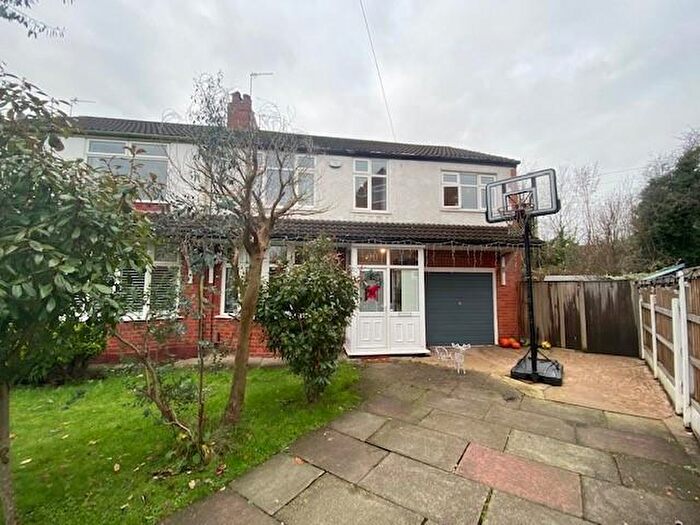 4 Bedroom House To Rent In Homestead Crescent, Didsbury, Manchester, M19
