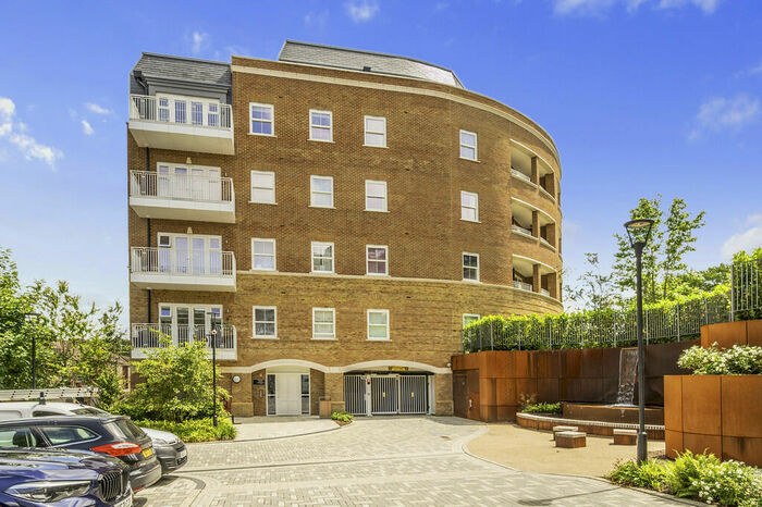 1 Bedroom Apartment To Rent In Hardwick House, Eden Place, RH8