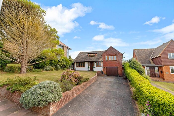3 Bedroom Detached House For Sale In Hill Rise, Seaford, BN25