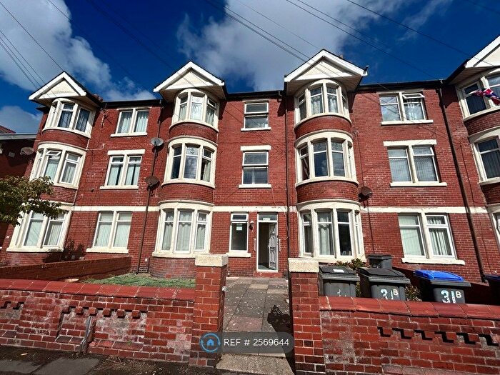 2 Bedroom Flat To Rent In Burlington Road, Blackpool, FY4