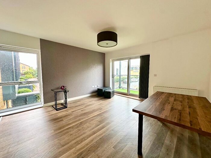 2 Bedroom Flat For Sale In Azalea Lodge, Romford, RM3