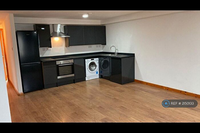 2 Bedroom Flat To Rent In Market Street, Loughborough, LE11