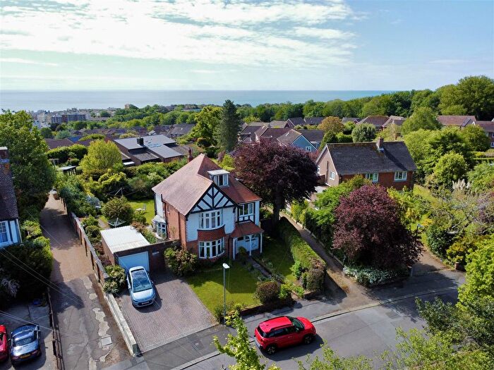 5 Bedroom Detached House For Sale In Amherst Gardens, Hastings, TN34