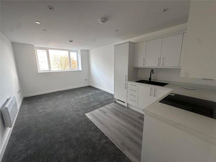 1 Bedroom Apartment To Rent In Prospect Street, Hull, East Riding Of Yorkshi, HU2