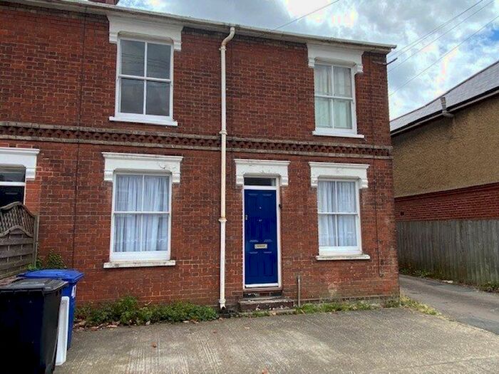 2 Bedroom Flat To Rent In Queens Road, Bury St. Edmunds, IP33
