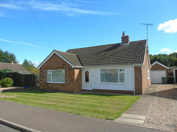 3 Bedroom Detached Bungalow To Rent In Willow Drive, Clenchwarton, PE34