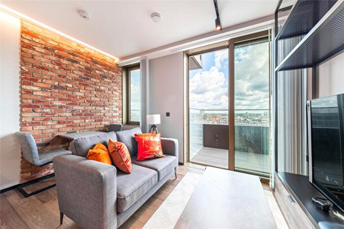 Apartment To Rent In Hewett Street, London, EC2A