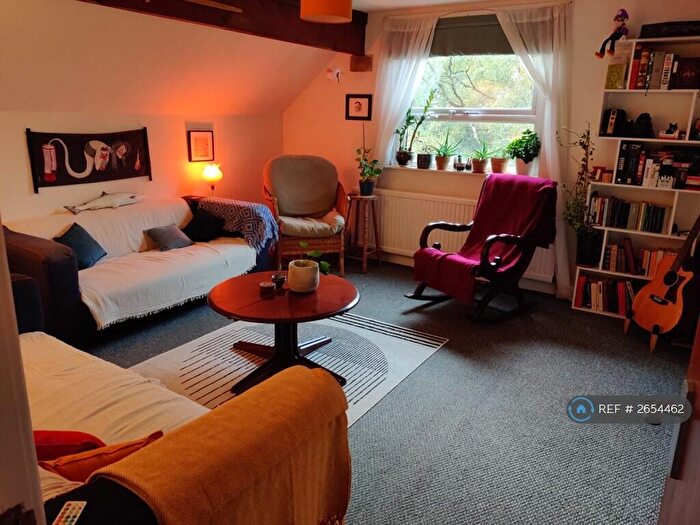 2 Bedroom Flat To Rent In Northumberland Road, Manchester, M16