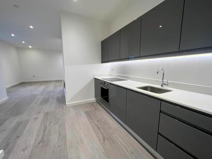 1 Bedroom Flat To Rent In Liongate House, Ladymead, Guildford, GU1