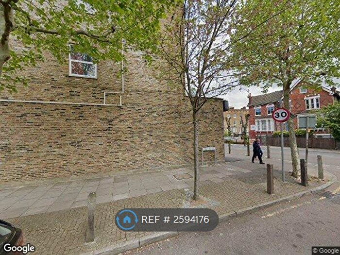 1 Bedroom Flat To Rent In Bedford Hill, London, SW12